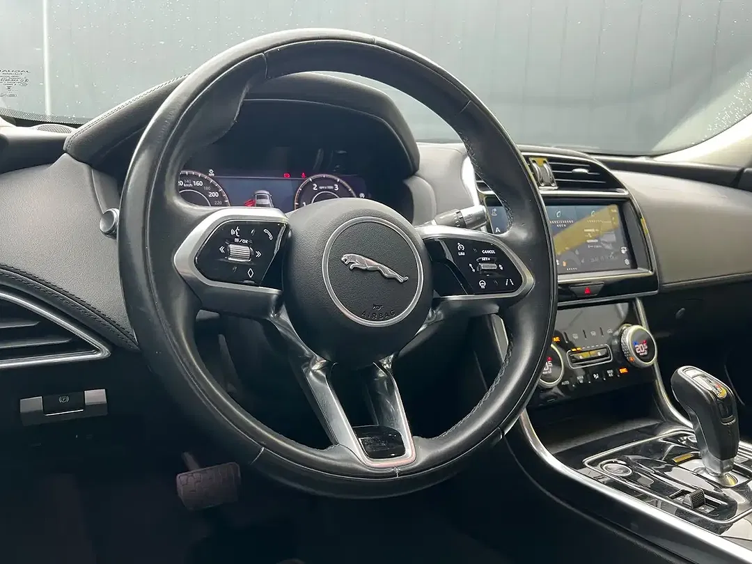 Jaguar XE AUT S - Thumbnail 13