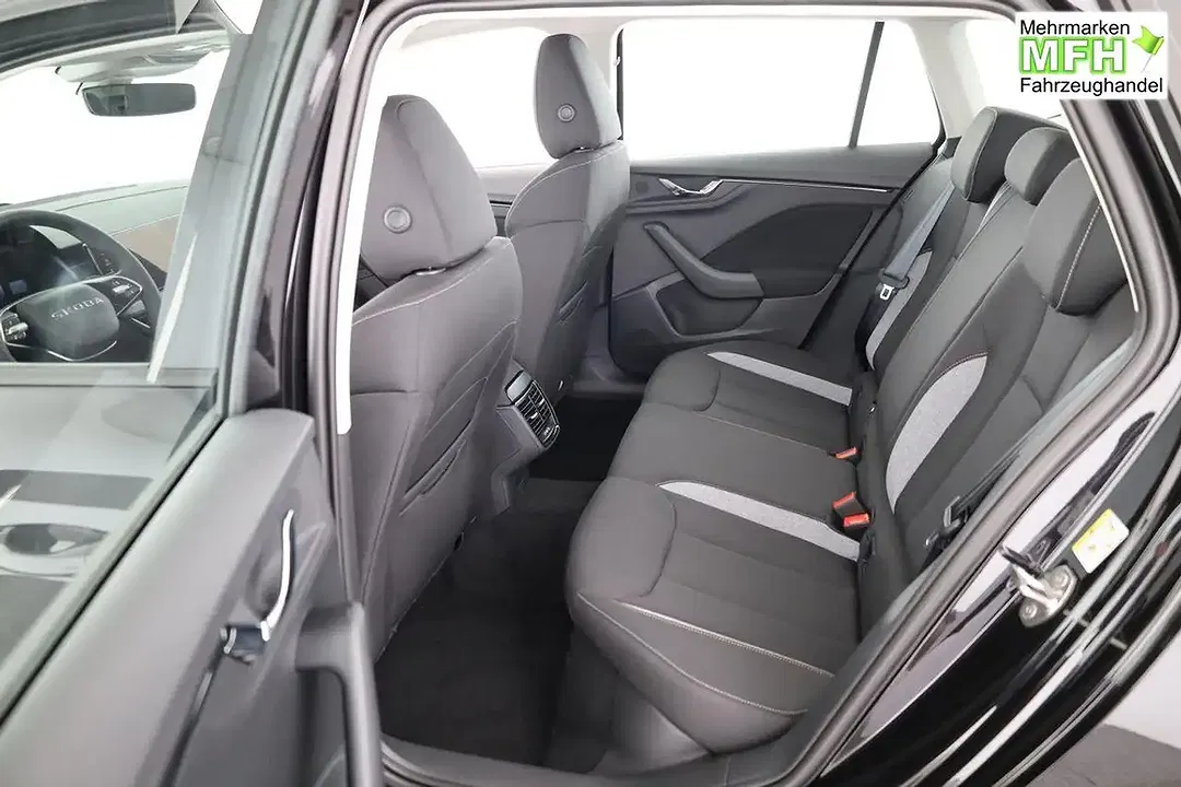 Skoda Kamiq 1.5 TSI DSG Selection - Thumbnail 11