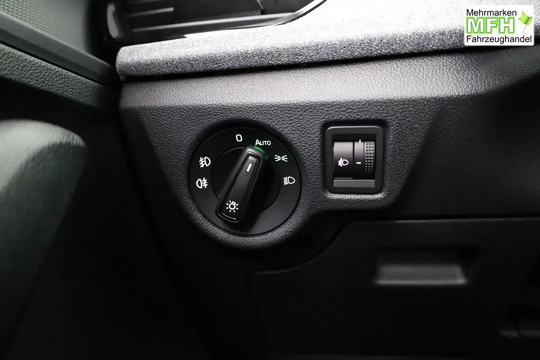 Skoda Kamiq 1.5 TSI DSG Selection - Thumbnail 8
