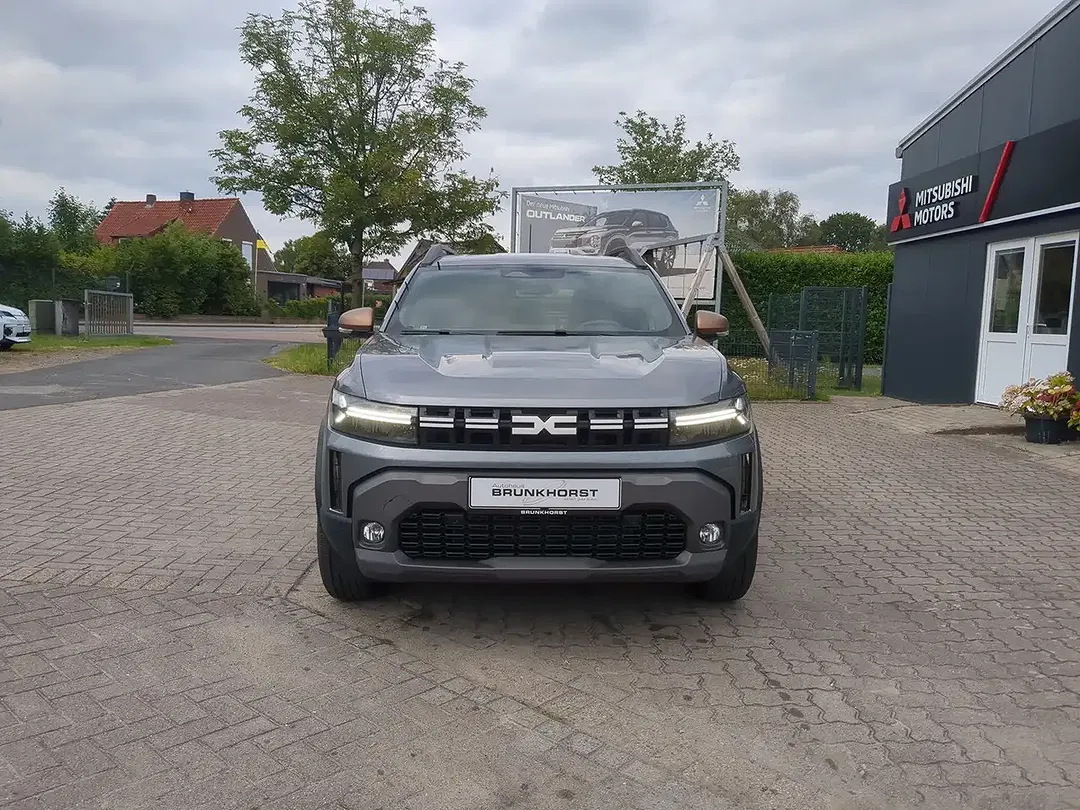 Dacia Duster TCe Extreme - Thumbnail 3
