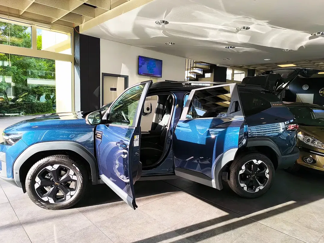 Dacia Bigster Hybrid - foto 2