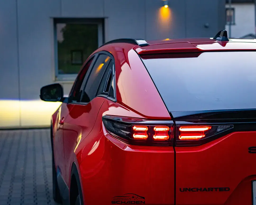 Subaru Uncharted AWD Platinum Plus - Thumbnail 13