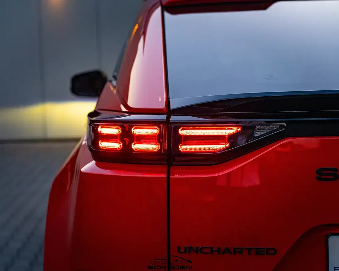 Subaru Uncharted AWD Platinum Plus - Thumbnail 14