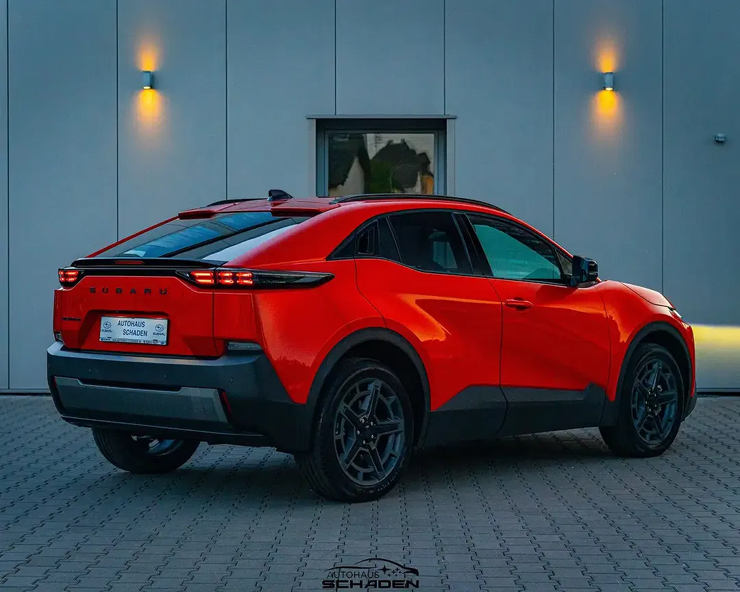 Subaru Uncharted AWD Platinum Plus - Thumbnail 5