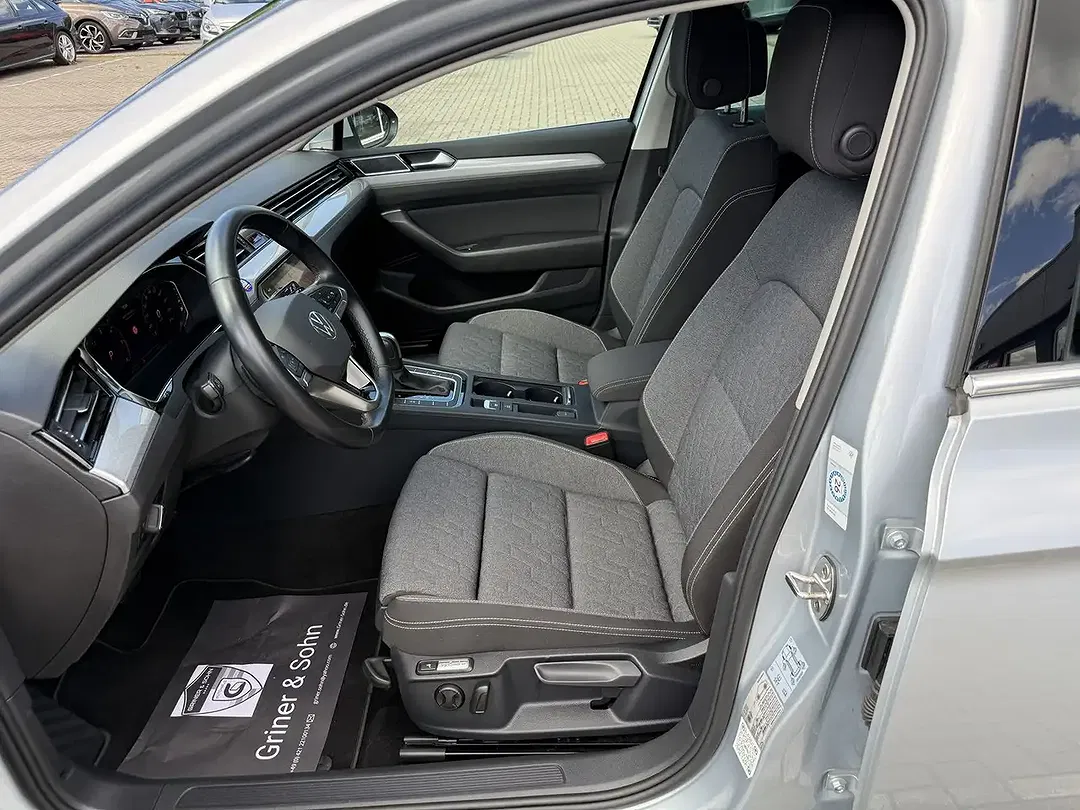 Volkswagen Passat Business - foto 15