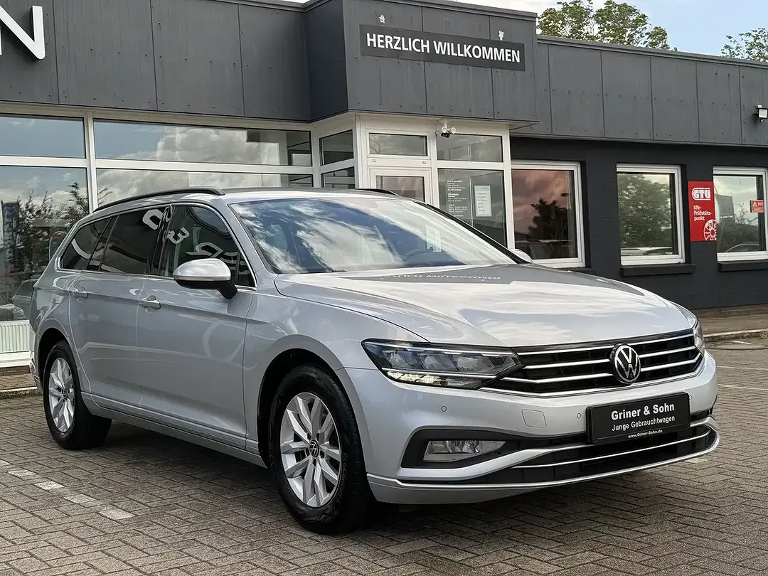 Volkswagen Passat Business - Thumbnail 3