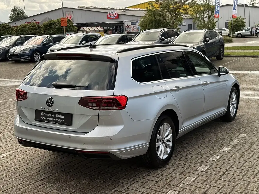Volkswagen Passat Business - Thumbnail 6