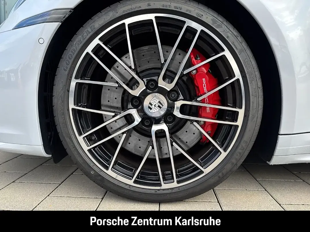 Porsche 992 Carrera S - Thumbnail 7