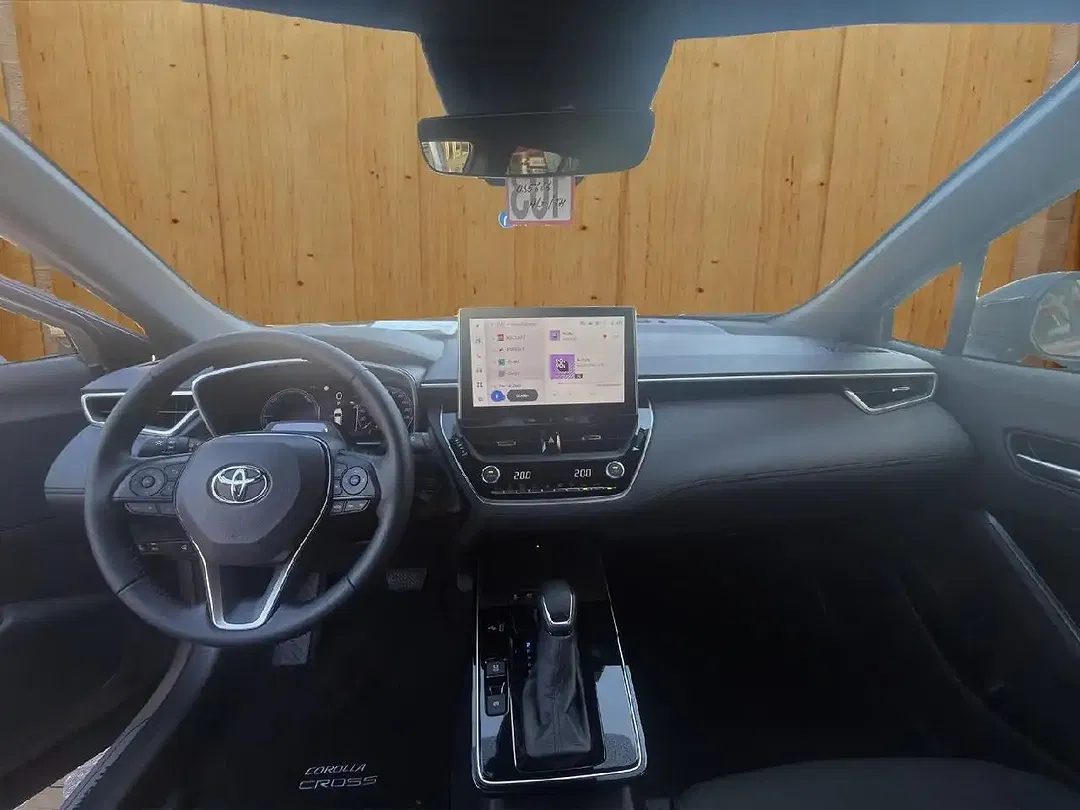 Toyota Corolla Cross Hybrid Teamplayer - Thumbnail 10