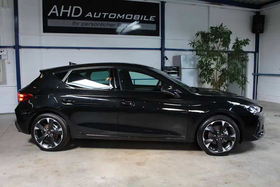 CUPRA Leon 1.5 eTSI DSG - Thumbnail 2