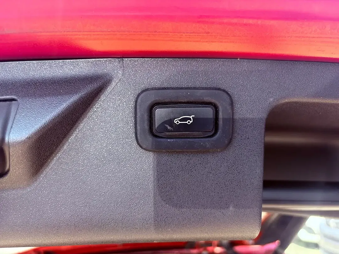 Land Rover Discovery Hybrid Sport S - Thumbnail 11