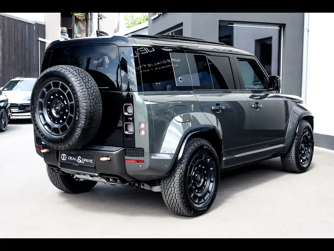 Land Rover Defender P635 V8 OCTA Edition One 110 - Thumbnail 8