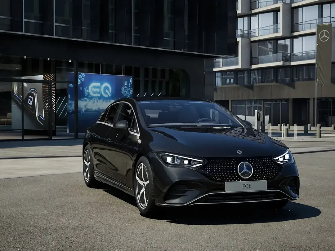 Mercedes-Benz EQE 300 AMG - Thumbnail 4
