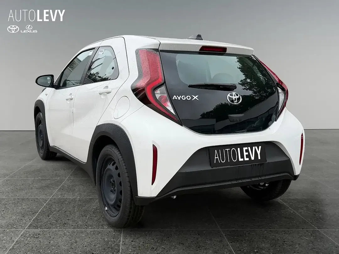 Toyota Aygo X Business Edition - Thumbnail 3