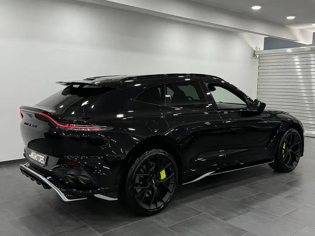Aston Martin DBX AMR Limited - Thumbnail 12