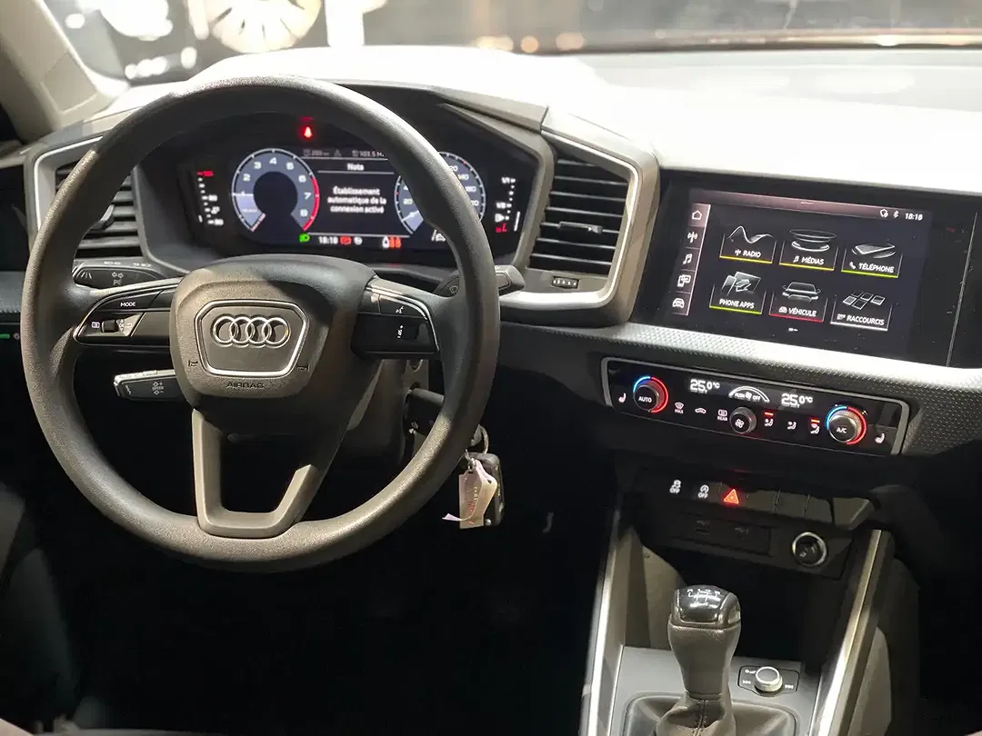 Audi A1 25 TFSI Sportback - Thumbnail 9