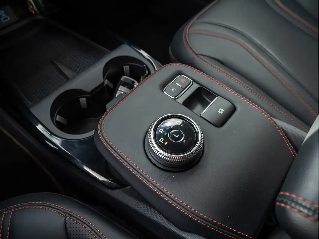 Ford Mustang 4x4 - Thumbnail 14