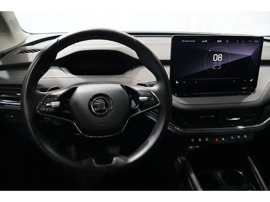 Skoda Enyaq 60 Suite - Thumbnail 9