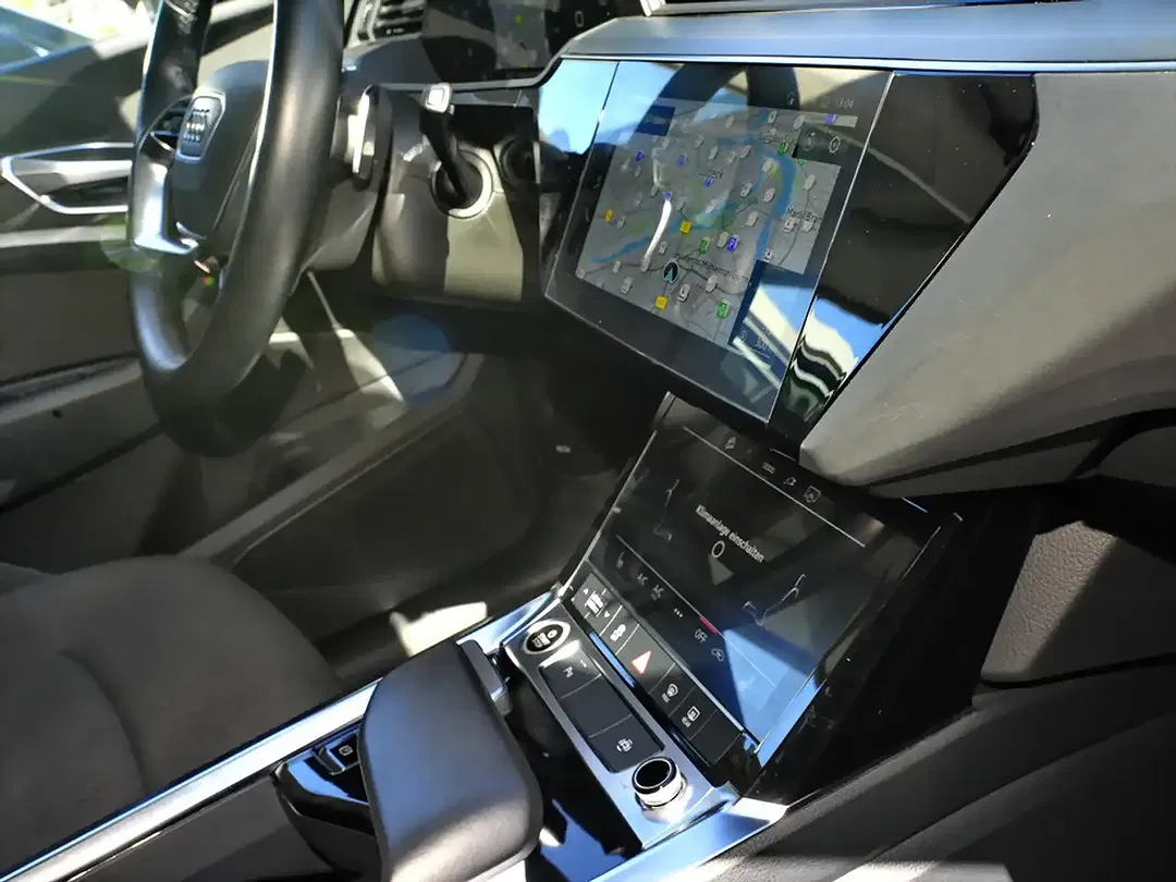 Audi e-tron 50 quattro - Thumbnail 10