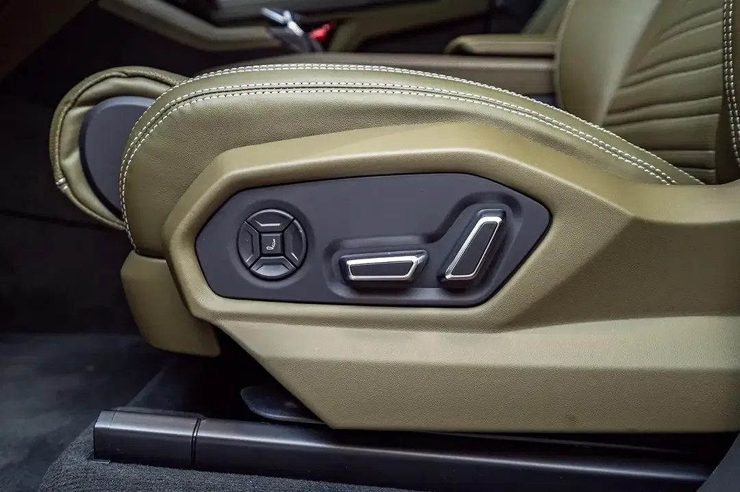 Lamborghini Urus SE Ad Personam - Thumbnail 25