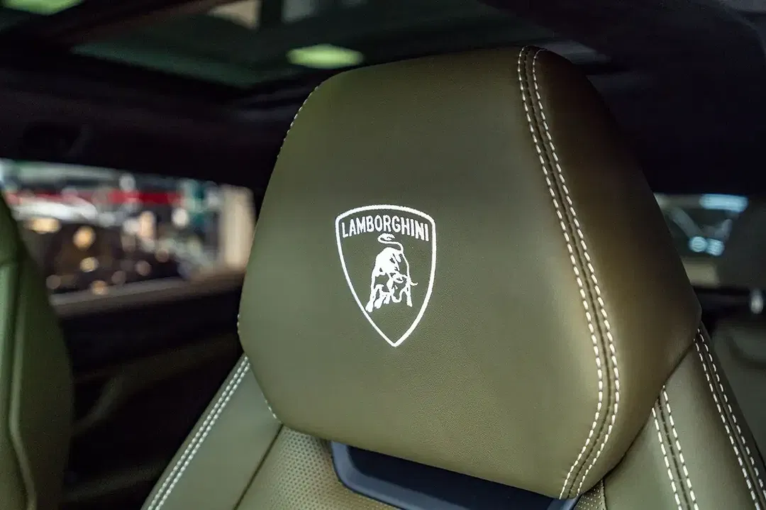 Lamborghini Urus SE Ad Personam - Thumbnail 26