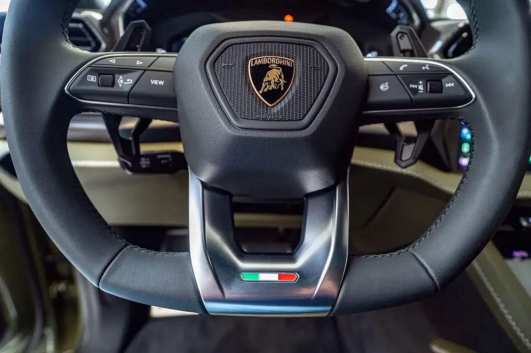 Lamborghini Urus SE Ad Personam - Thumbnail 34