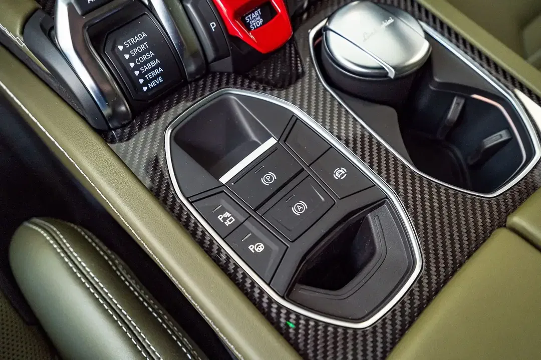 Lamborghini Urus SE Ad Personam - Thumbnail 37