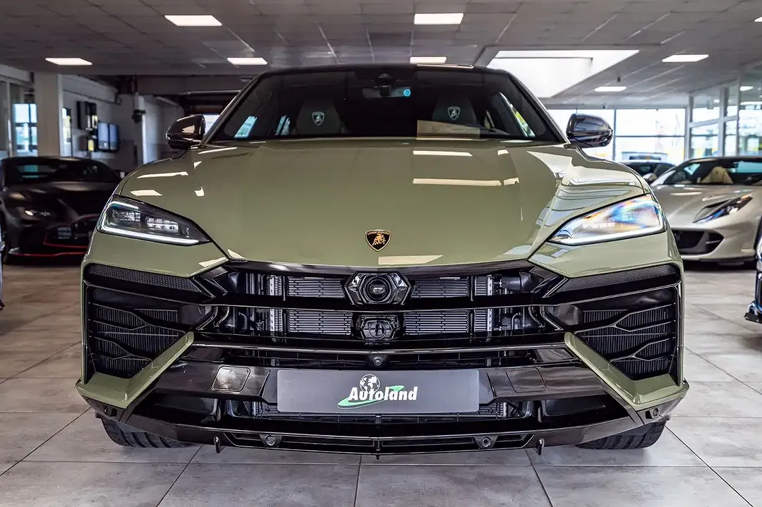 Lamborghini Urus SE Ad Personam - Thumbnail 3