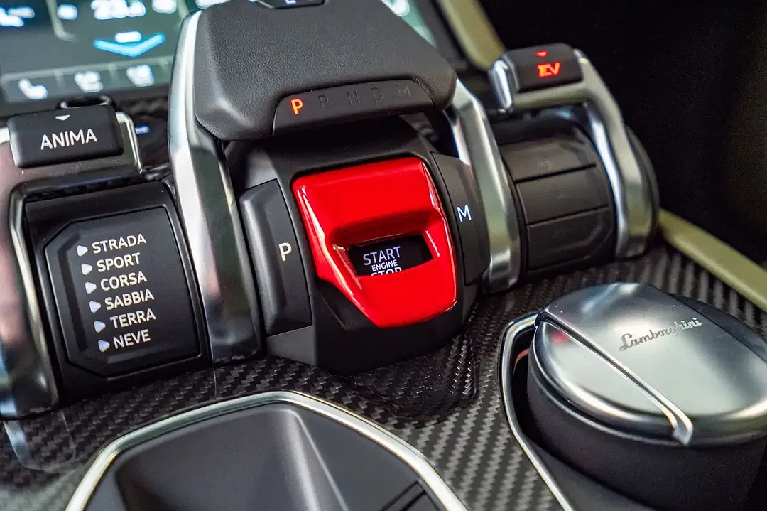 Lamborghini Urus SE Ad Personam - Thumbnail 39