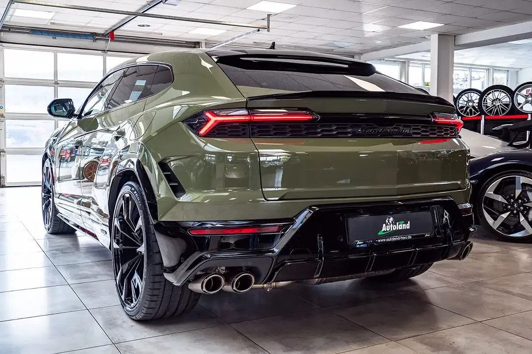 Lamborghini Urus SE Ad Personam - Thumbnail 5