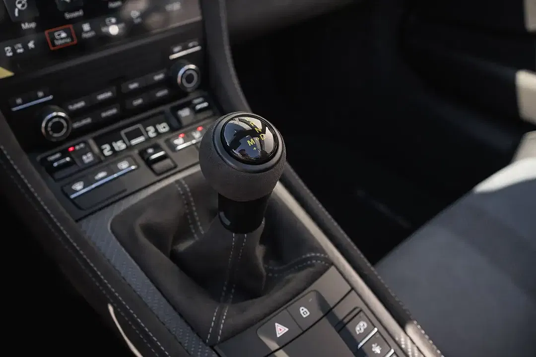 Porsche Boxster - Thumbnail 13