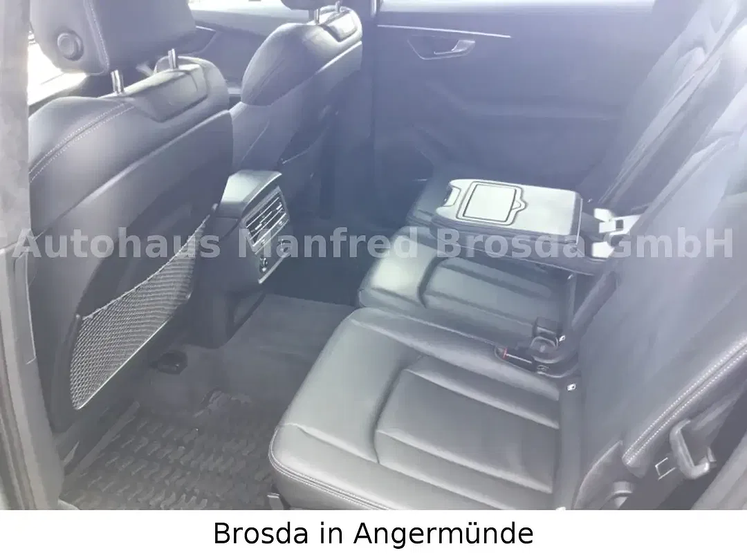 Audi SQ7 4.0 TFSI quattro - Thumbnail 11