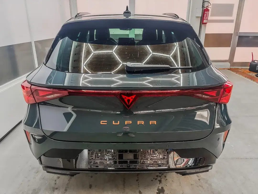 CUPRA Leon 1.5 eTSI DSG Sportstourer - Thumbnail 6