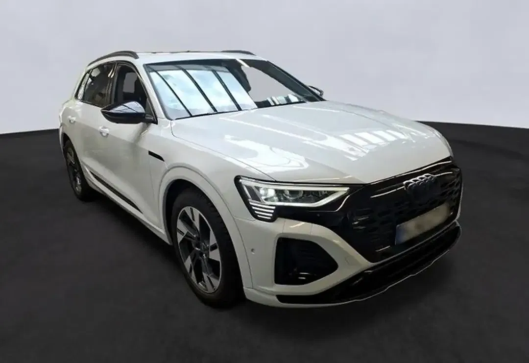 Audi Q8 e-tron 55 quattro S line - Thumbnail 4