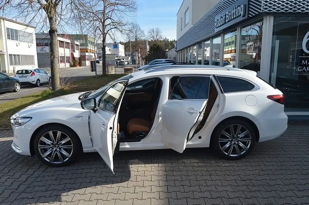 Mazda 6 - Thumbnail 13