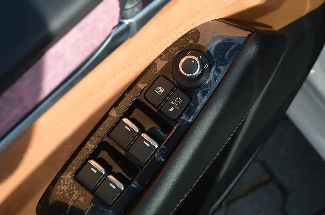 Mazda 6 - Thumbnail 20