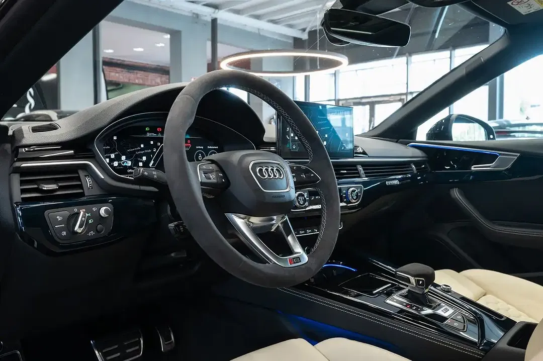 Audi RS5 - Thumbnail 11