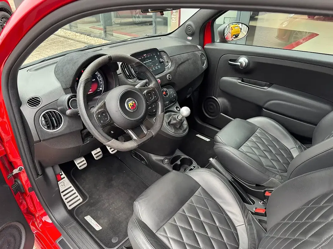 Abarth 695 1.4 T-Jet - Thumbnail 6
