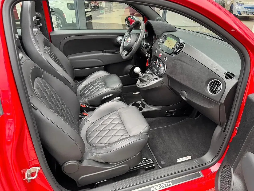 Abarth 695 1.4 T-Jet - Thumbnail 9