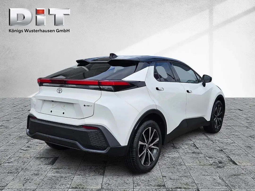 Toyota C-HR Team Deutschland - Thumbnail 4