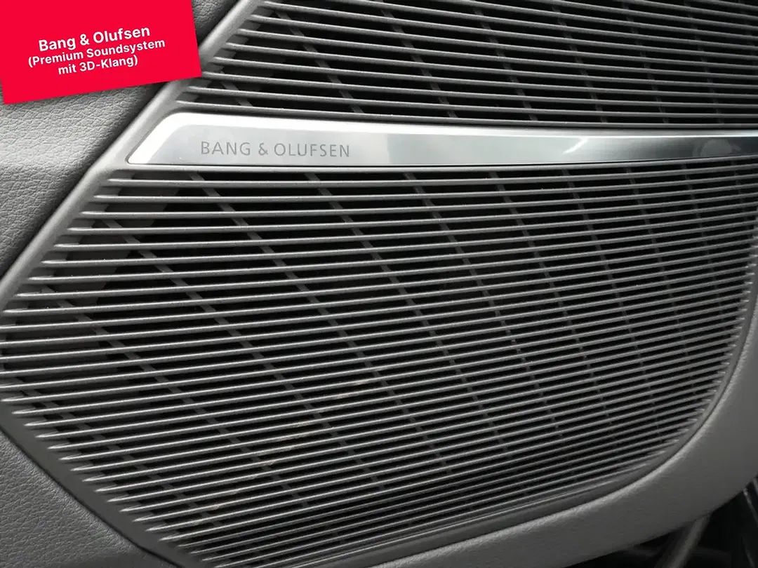 Audi Q8 S line - Thumbnail 6