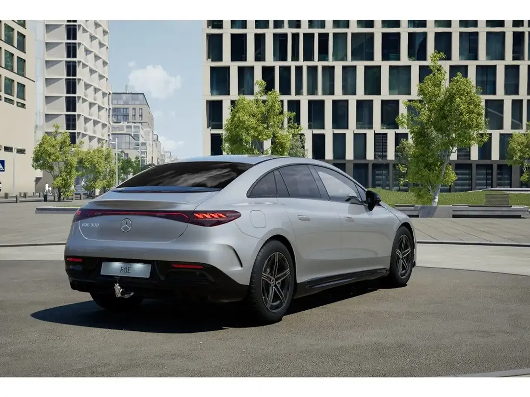 Mercedes-Benz EQE 300 Burmester Night - Thumbnail 4