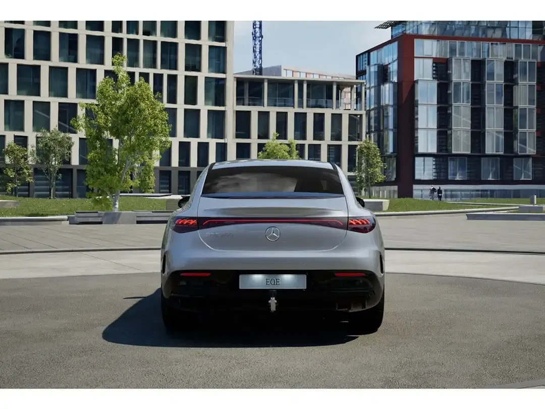 Mercedes-Benz EQE 300 Burmester Night - Thumbnail 5