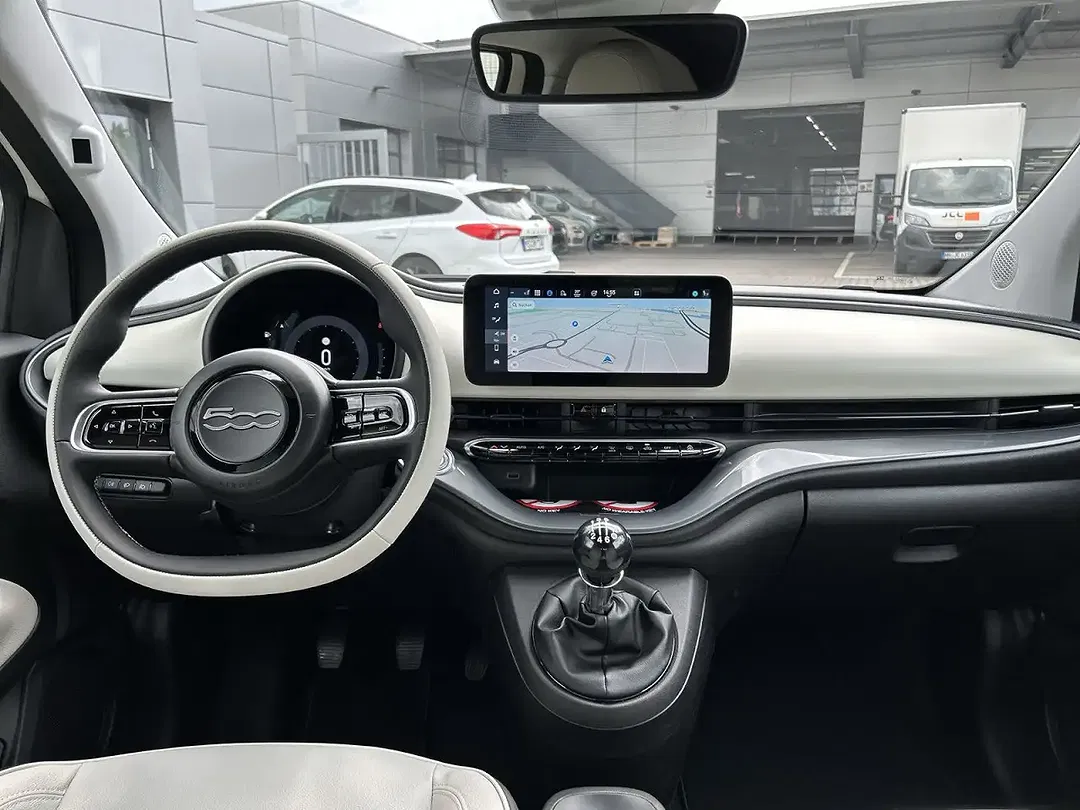 Fiat 500C Hybrid La Prima - Thumbnail 11