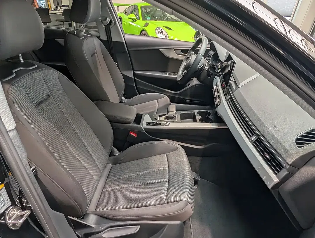 Audi A4 35 TFSI S tronic Avant - Thumbnail 11