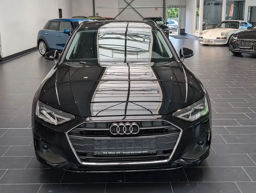 Audi A4 35 TFSI S tronic Avant - Thumbnail 3