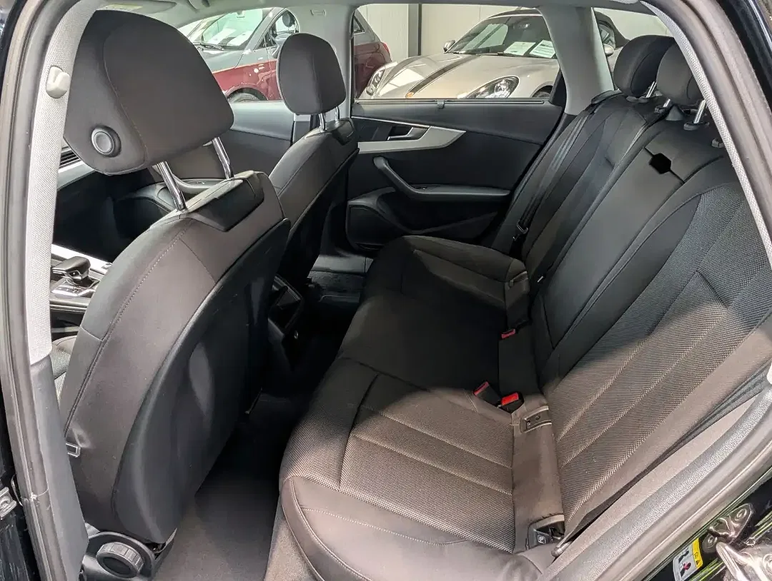 Audi A4 35 TFSI S tronic Avant - Thumbnail 9