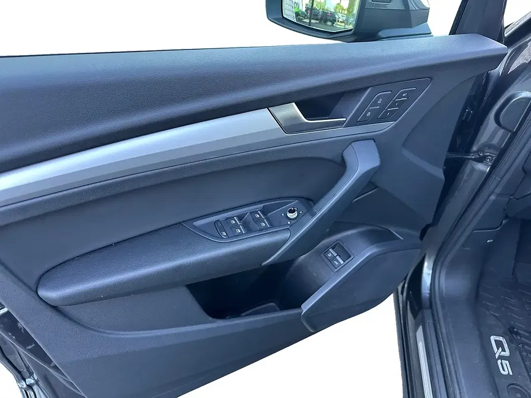 Audi Q5 55 TFSI e quattro Matrix LED S line - Thumbnail 14