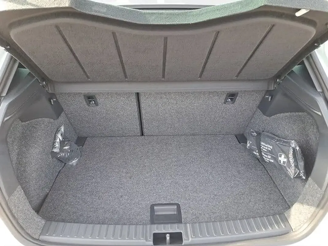 SEAT Ibiza 1.0 TSI DSG FR - Thumbnail 9