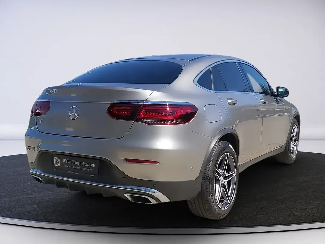 Mercedes-Benz GLC 220 4MATIC AMG Line - Thumbnail 4